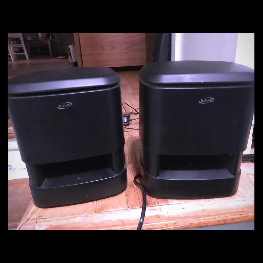 Luve Wireless Speakers.